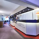 Kyriad Genève St-genis-pouilly Hotel