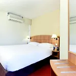 Hotel Kyriad Genève St-genis-pouilly