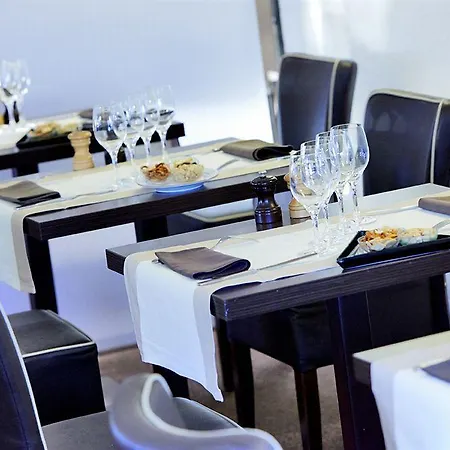 Hotel Kyriad Geneve St-genis-pouilly