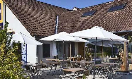 Kyriad Geneve St-genis-pouilly Hotel 2*