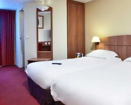 Kyriad Geneve St-genis-pouilly Hotel