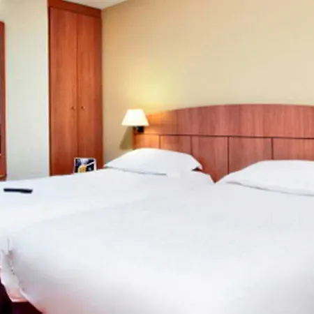Kyriad Geneve St-genis-pouilly 2* Saint-Genis-Pouilly